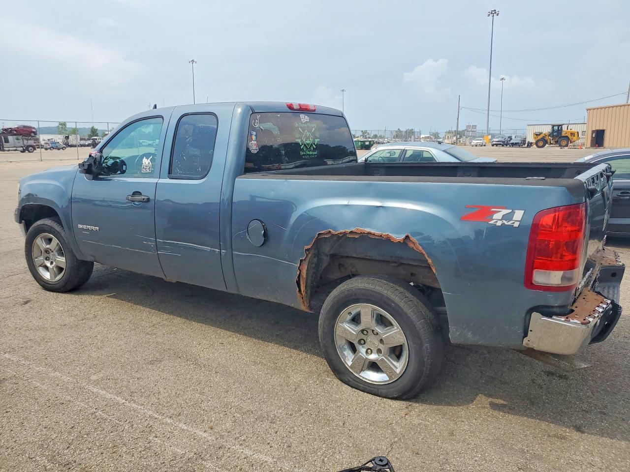 2012 GMC SIERRA K1500 SLE — Фото 2 из 12