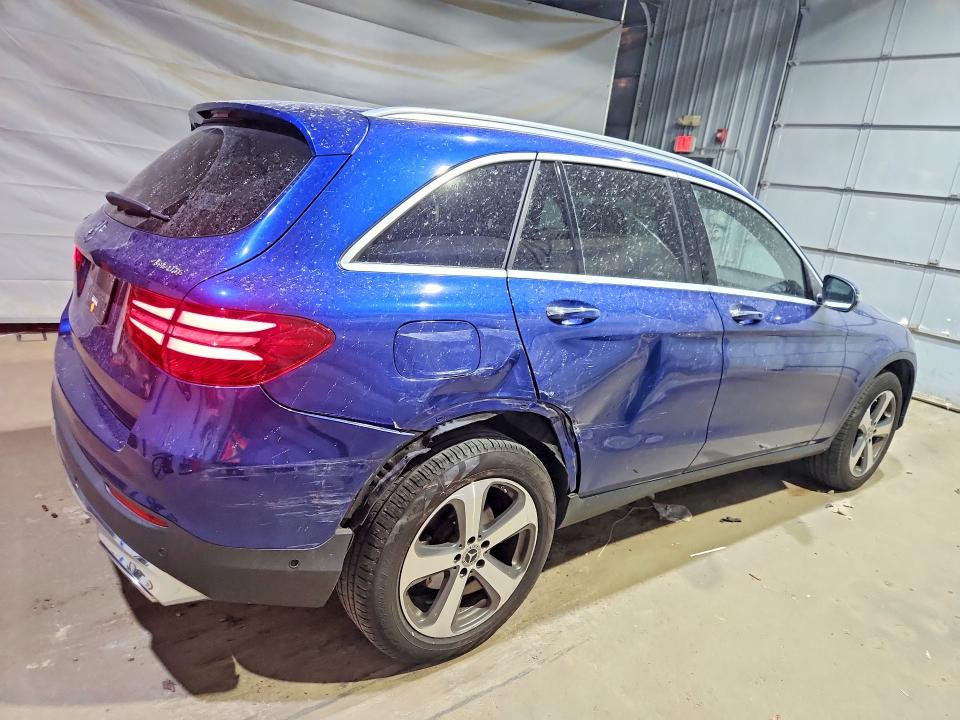 2019 MERCEDES-BENZ GLC 300 4MATIC — Фото 3 из 13
