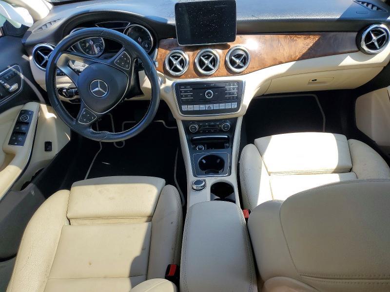 2019 MERCEDES-BENZ GLA 250 4MATIC — Фото 8 из 13