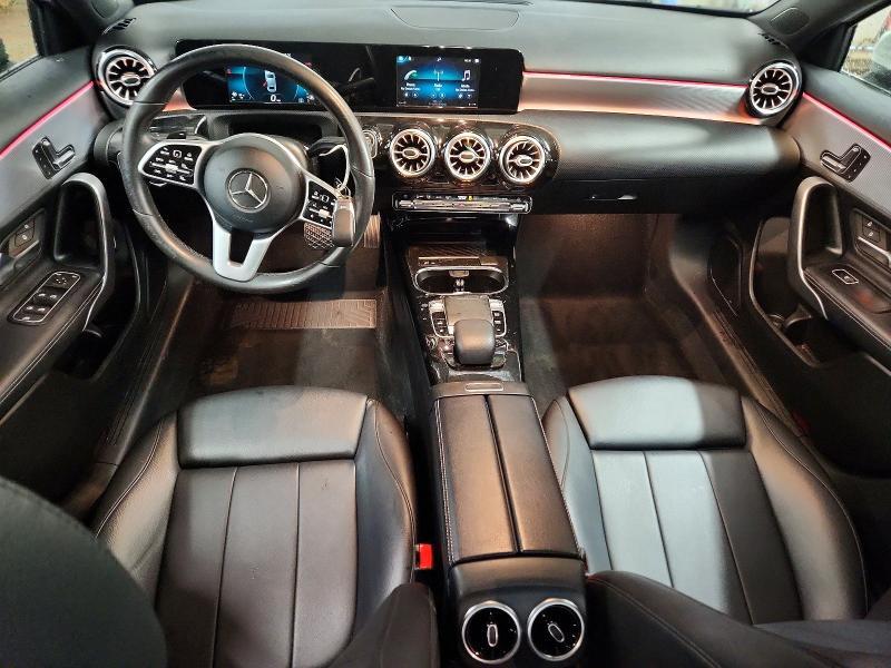 2019 MERCEDES-BENZ A 220 — Фото 8 из 12