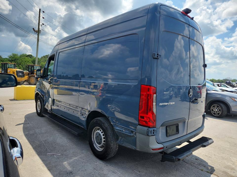 2019 MERCEDES-BENZ SPRINTER 2500/3500 DELIVERY VAN — Фото 2 из 13