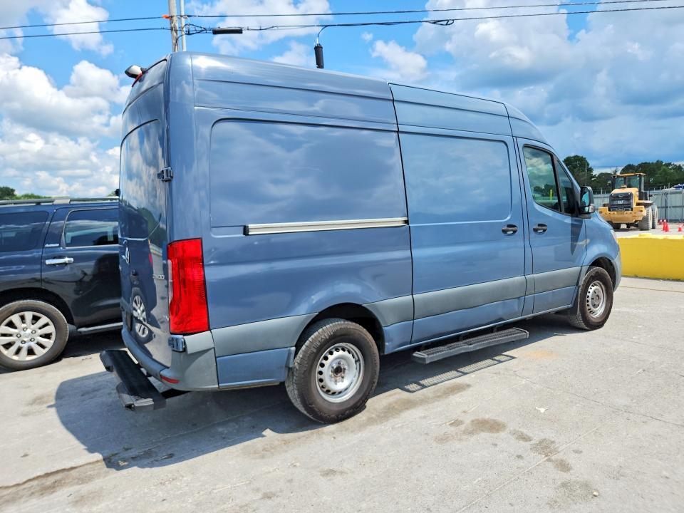 2019 MERCEDES-BENZ SPRINTER 2500/3500 DELIVERY VAN — Фото 3 из 13