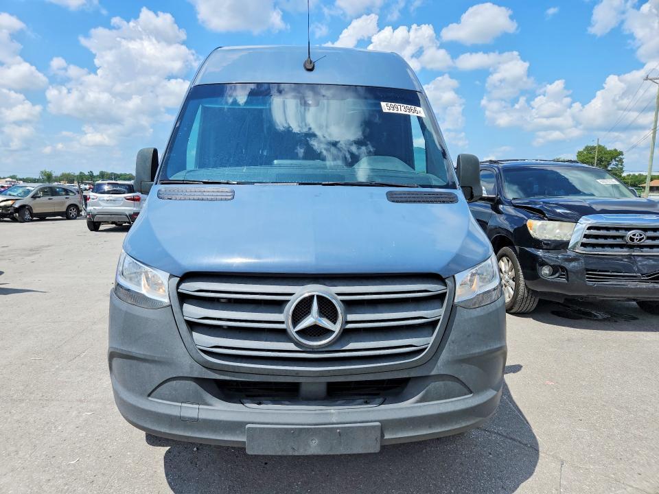2019 MERCEDES-BENZ SPRINTER 2500/3500 DELIVERY VAN — Фото 5 из 13