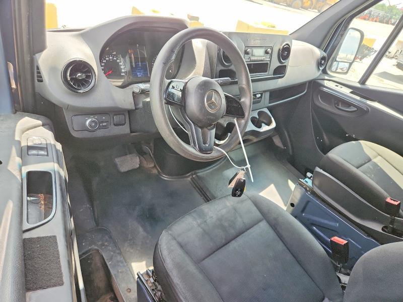 2019 MERCEDES-BENZ SPRINTER 2500/3500 DELIVERY VAN — Фото 8 из 13