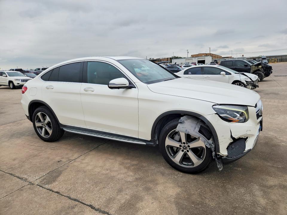 2019 MERCEDES-BENZ GLC COUPE 300 4MATIC — Фото 4 из 13