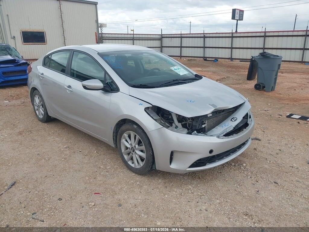 3KPFL4A7XHE014222 2017 KIA FORTE photo no. 1