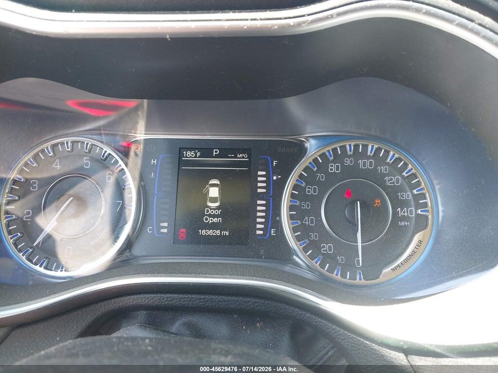 1C3CCCAB9GN116790 2016 CHRYSLER 200 photo no. 7