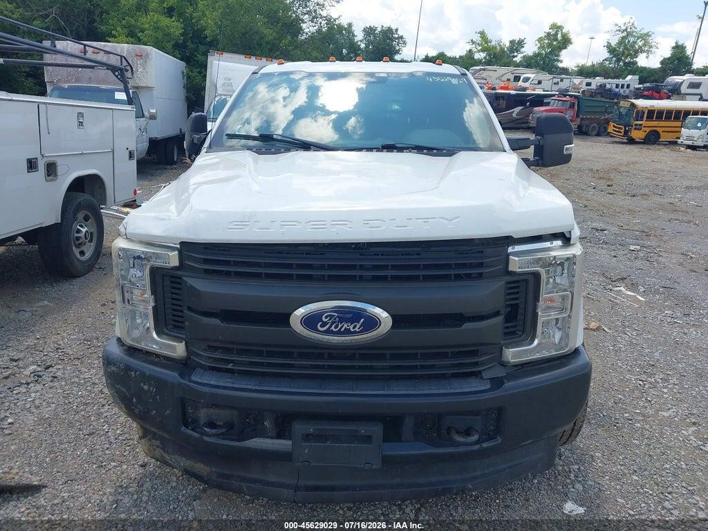 1FD8W3HT0KEE23647 2019 FORD F-350 CHASSIS photo no. 12