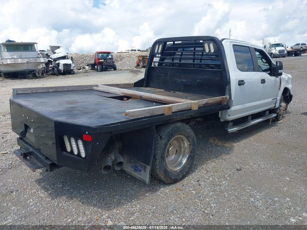 1FD8W3HT0KEE23647 2019 FORD F-350 CHASSIS photo no. 4