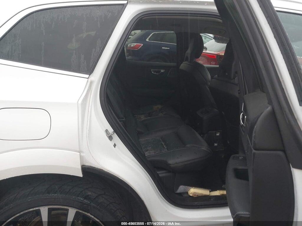 LYVBR0DL9JB070278 2018 VOLVO XC60 HYBRID photo no. 8