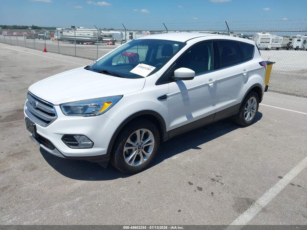 1FMCU0GD3HUC79227 2017 FORD ESCAPE photo no. 2