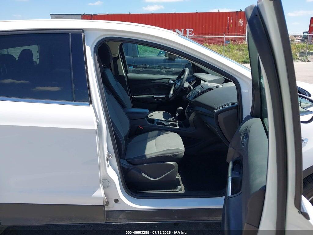 1FMCU0GD3HUC79227 2017 FORD ESCAPE photo no. 5