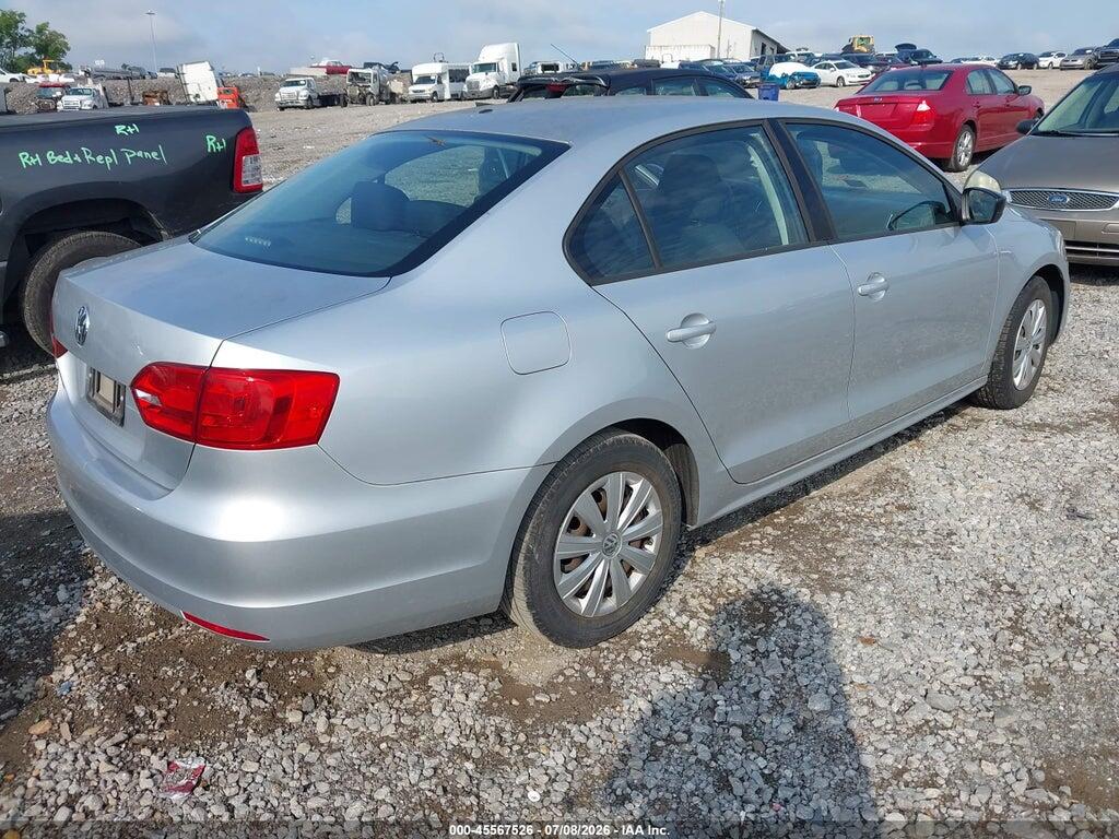 3VW2K7AJ8EM327802 2014 VOLKSWAGEN JETTA photo no. 4