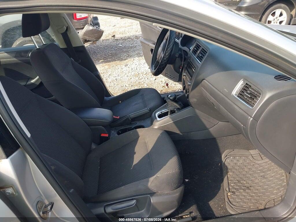 3VW2K7AJ8EM327802 2014 VOLKSWAGEN JETTA photo no. 5