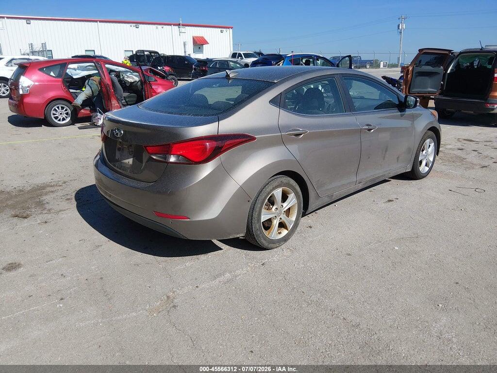 5NPDH4AE9GH725248 2016 HYUNDAI ELANTRA photo no. 4