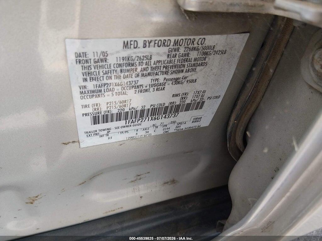 1FAFP271X6G143737 2006 FORD FIVE HUNDRED photo no. 9