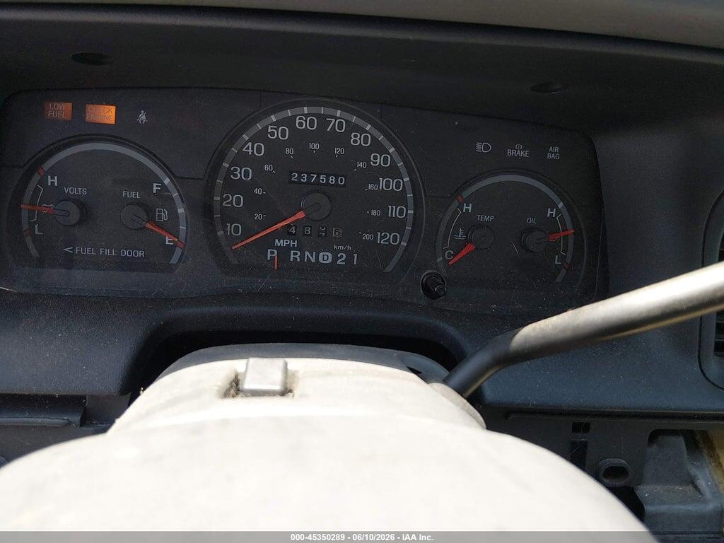 2FAFP74W24X130551 2004 FORD CROWN VICTORIA photo no. 7