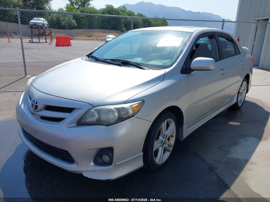 5YFBU4EE9DP121596 2013 TOYOTA COROLLA photo no. 2