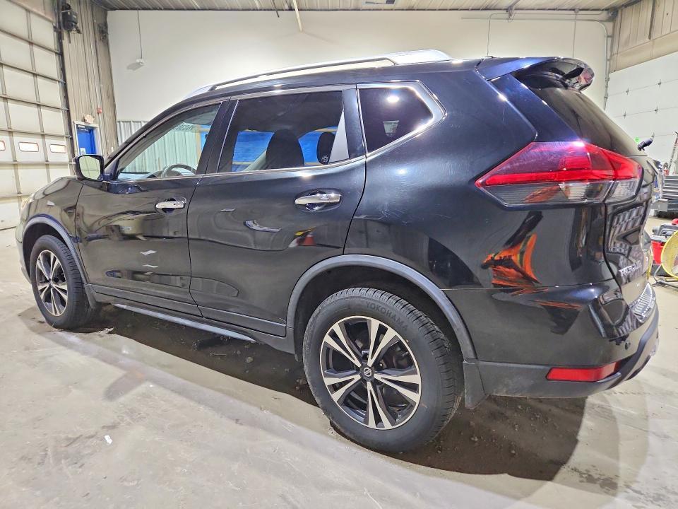 2019 NISSAN ROGUE SV — Фото 2 из 13
