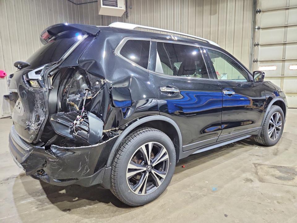 2019 NISSAN ROGUE SV — Фото 3 из 13