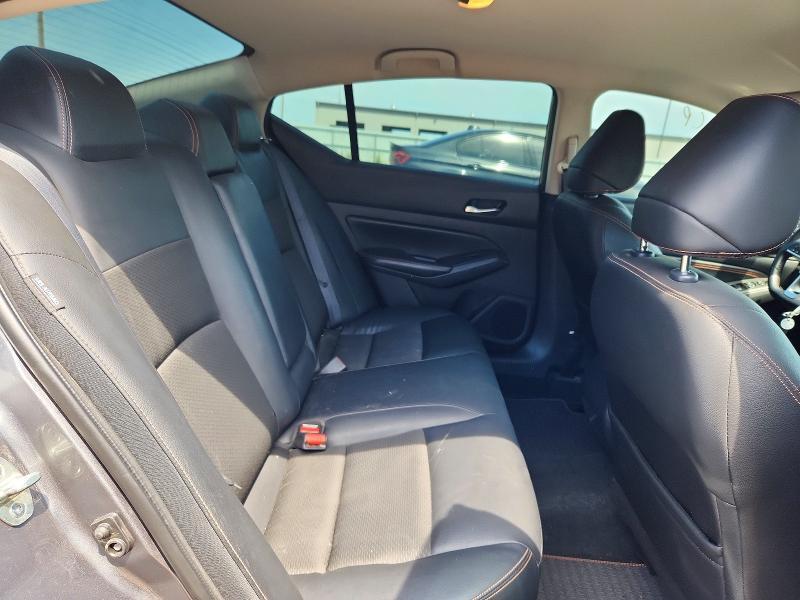 2019 NISSAN ALTIMA SR — Фото 10 из 12