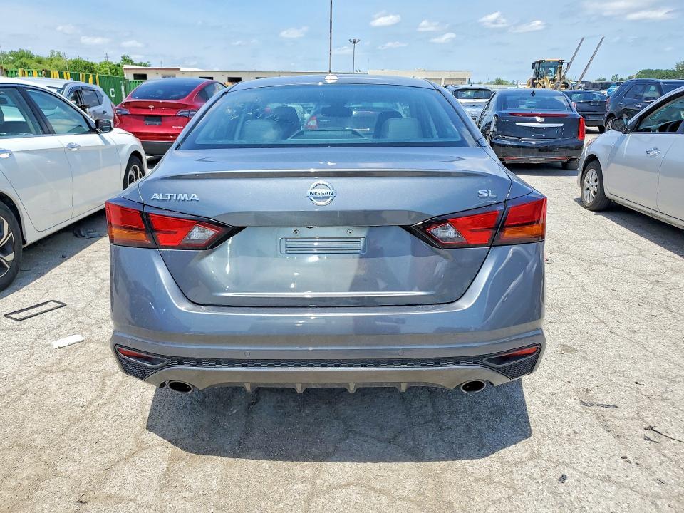 2019 NISSAN ALTIMA SL — Фото 6 из 12