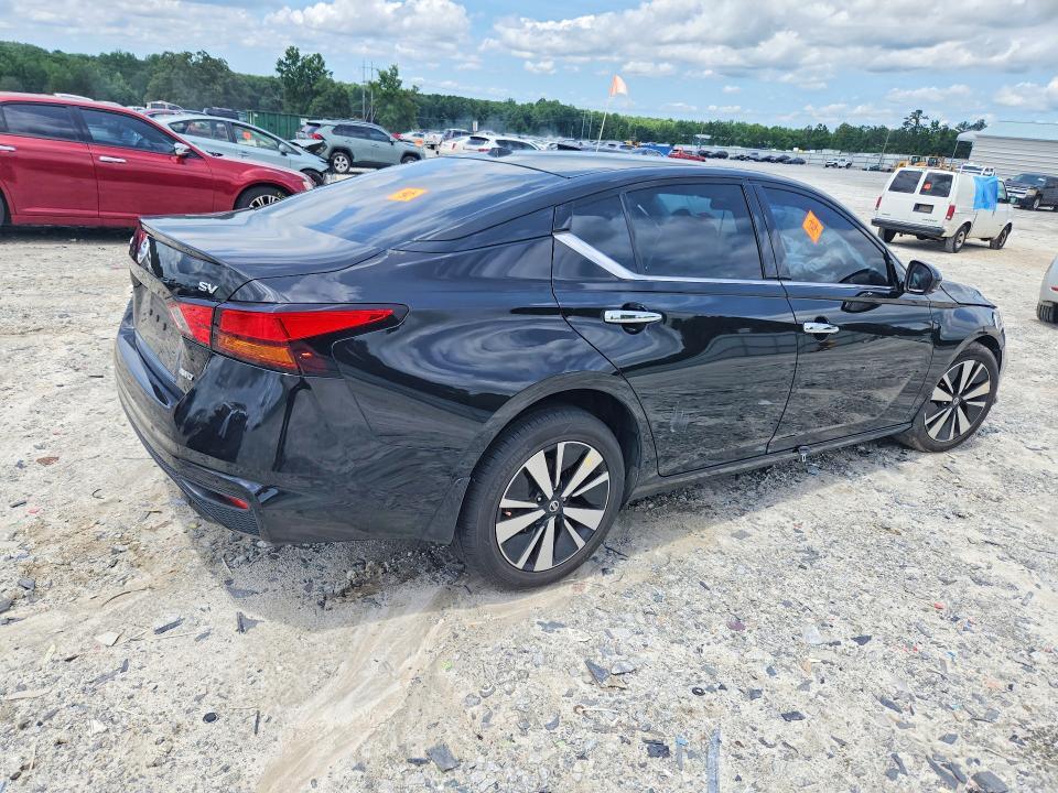 2019 NISSAN ALTIMA SV — Фото 3 из 12