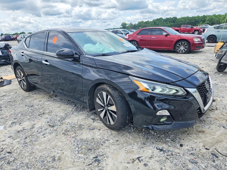 2019 NISSAN ALTIMA SV — Фото 4 из 12