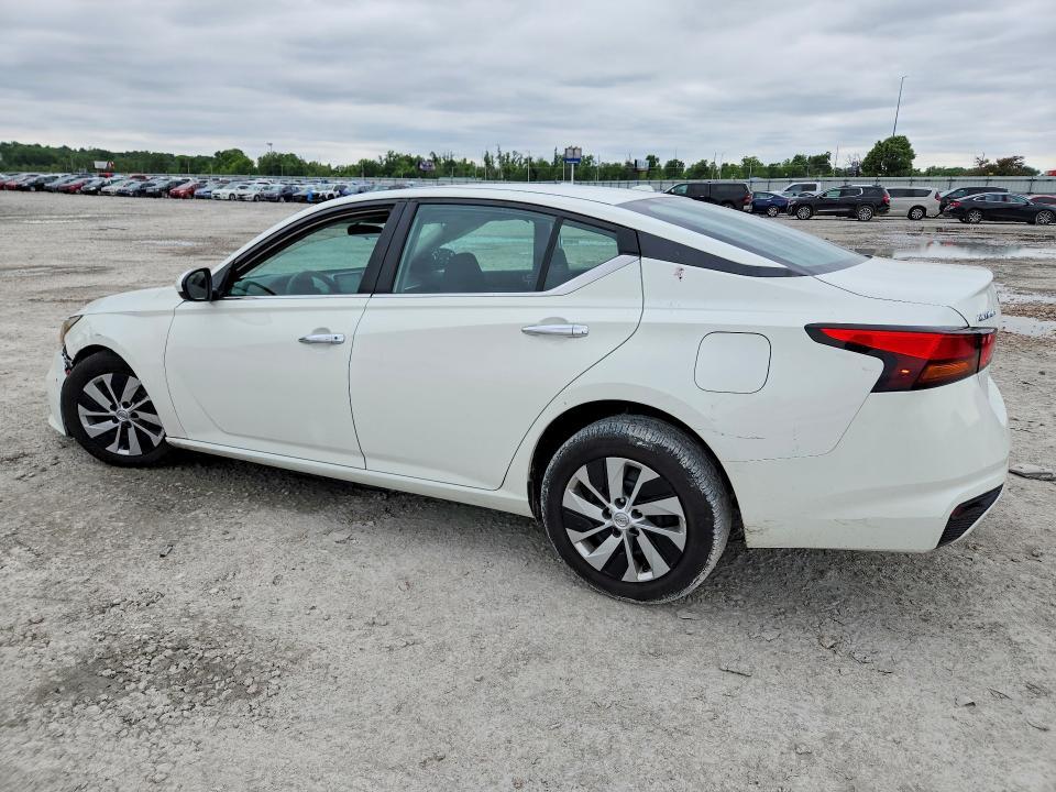 2019 NISSAN ALTIMA S — Фото 2 из 12