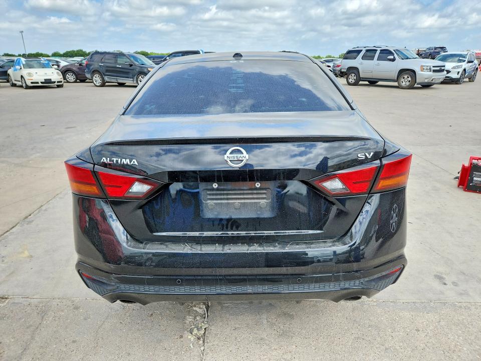 2019 NISSAN ALTIMA SV — Фото 6 из 12