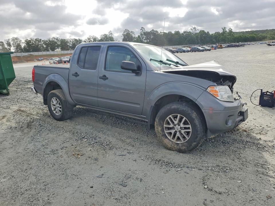 2019 NISSAN FRONTIER SV — Фото 4 из 12