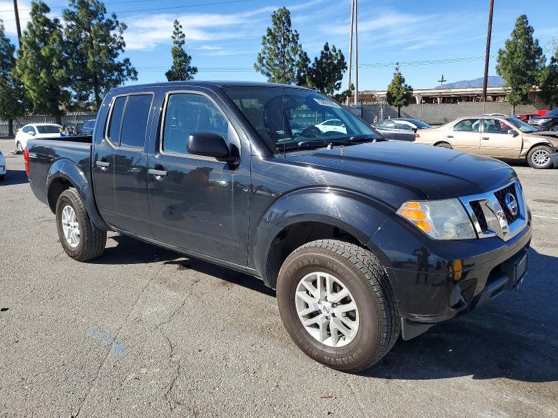 2019 NISSAN FRONTIER SV — Фото 4 из 13