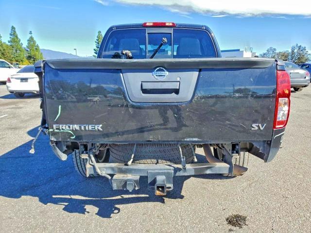 2019 NISSAN FRONTIER SV — Фото 6 из 13
