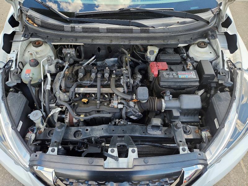 2019 NISSAN KICKS SR — Фото 12 из 13