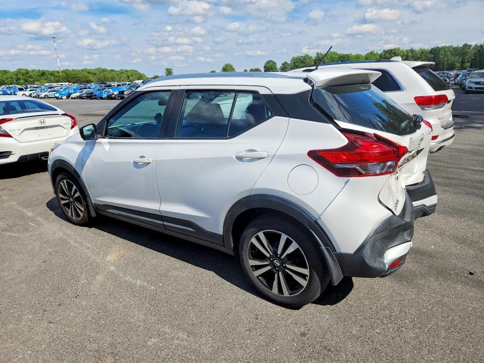 2019 NISSAN KICKS SR — Фото 2 из 13