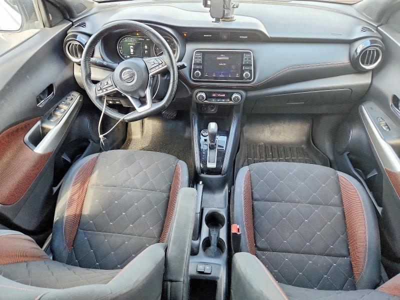 2019 NISSAN KICKS SR — Фото 8 из 13