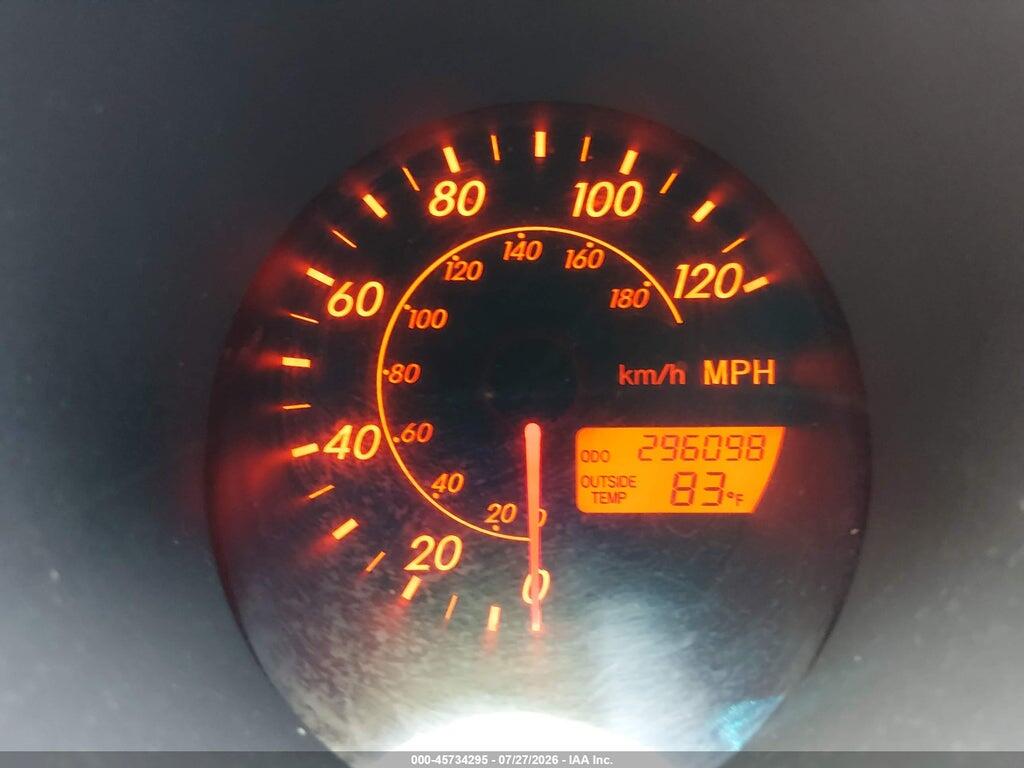 2T1KR32E43C043338 2003 TOYOTA MATRIX photo no. 7