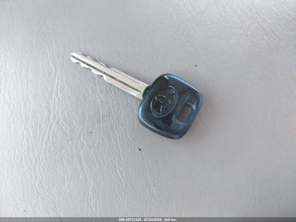 JTDBE32K530145873 2003 TOYOTA CAMRY photo no. 11