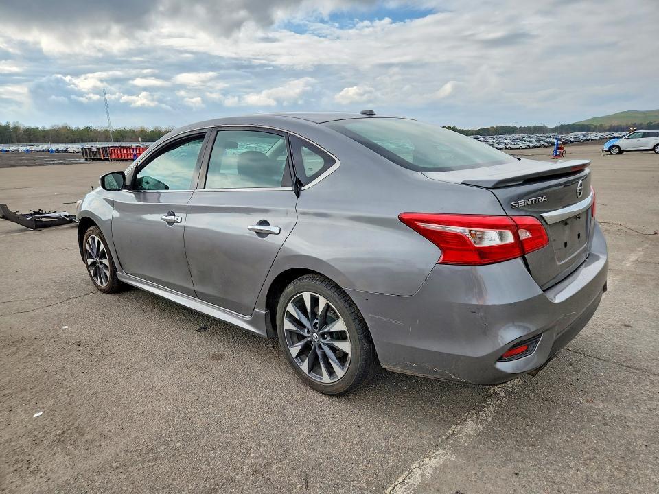2019 NISSAN SENTRA SR — Фото 2 из 13