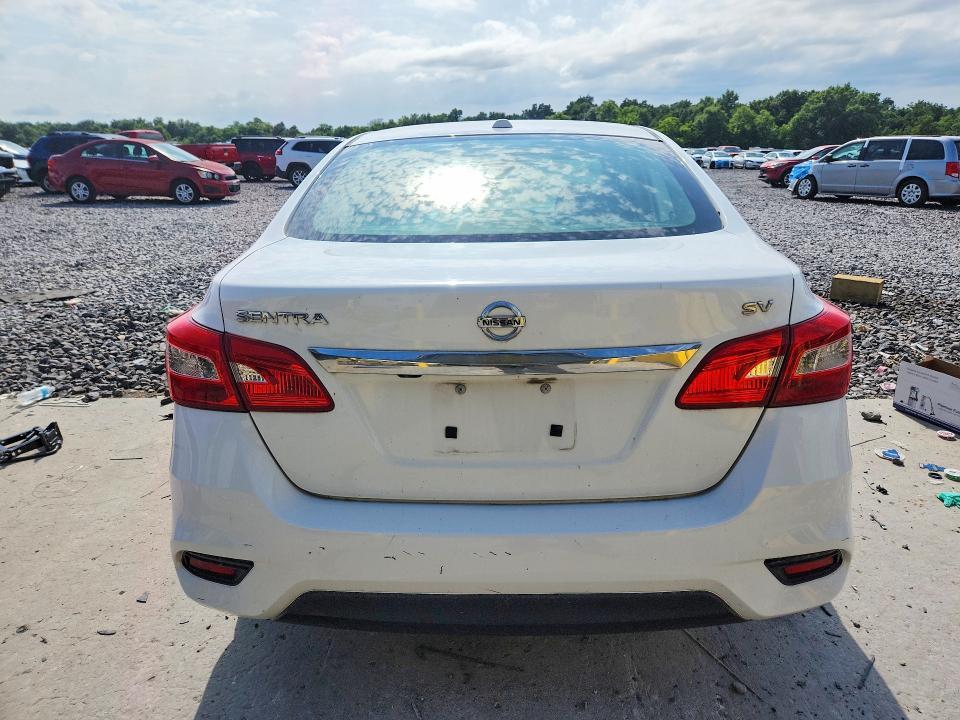 2019 NISSAN SENTRA SV — Фото 6 из 12