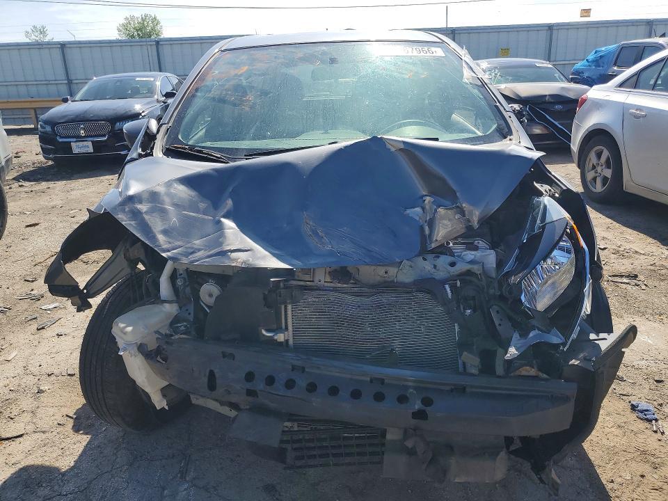 3N1CE2CP9KL364185 2019 NISSAN VERSA NOTE photo no. 5