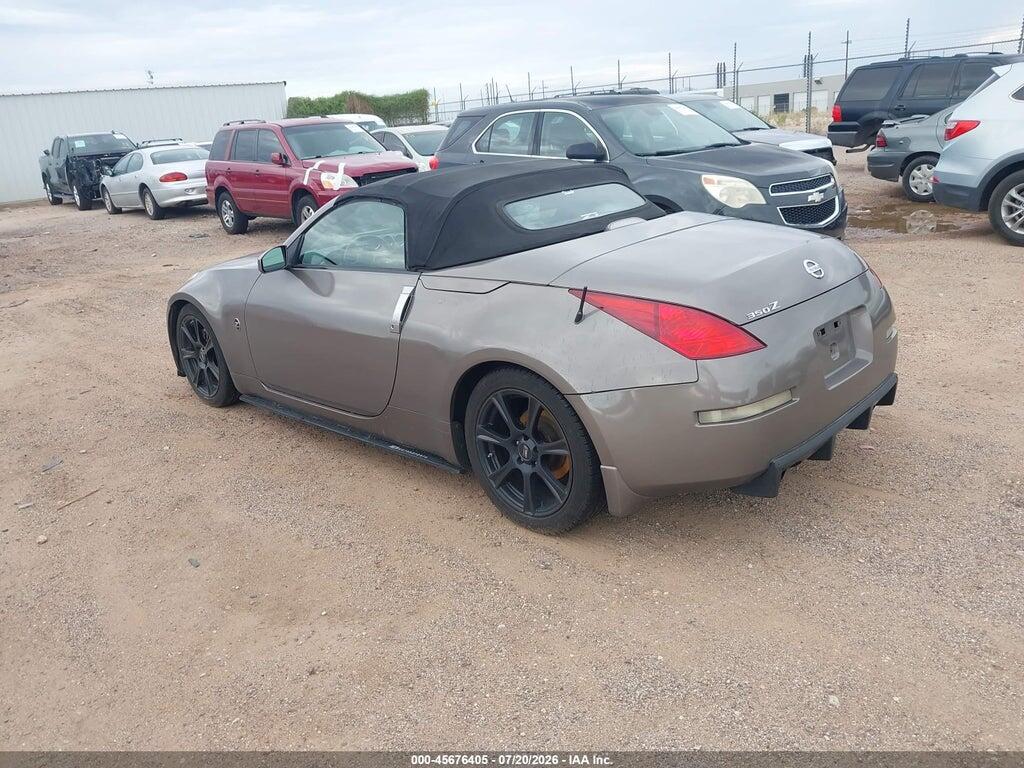 JN1AZ36A74T012066 2004 NISSAN 350Z photo no. 3