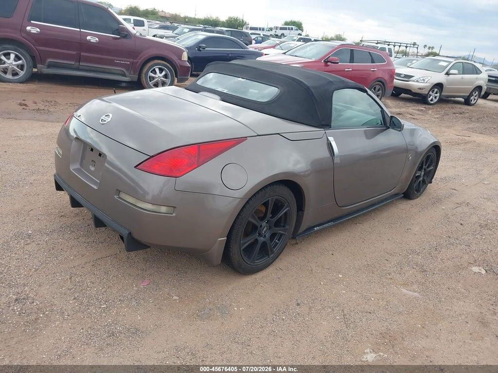 JN1AZ36A74T012066 2004 NISSAN 350Z photo no. 4