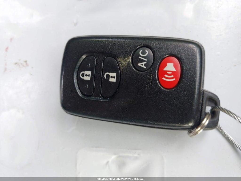 JTDKN3DP3E3060055 2014 TOYOTA PRIUS PLUG-IN photo no. 11