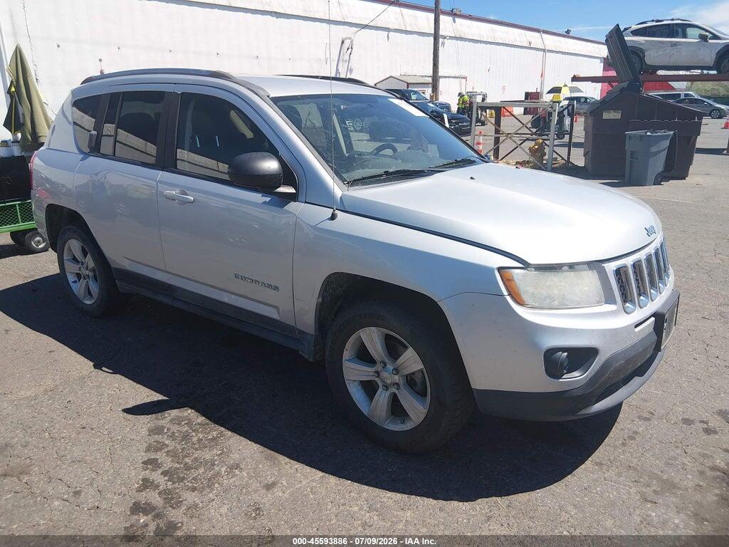 1C4NJDBB3CD705686 2012 JEEP COMPASS photo no. 1