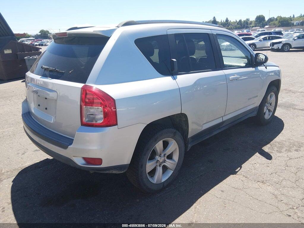 1C4NJDBB3CD705686 2012 JEEP COMPASS photo no. 4