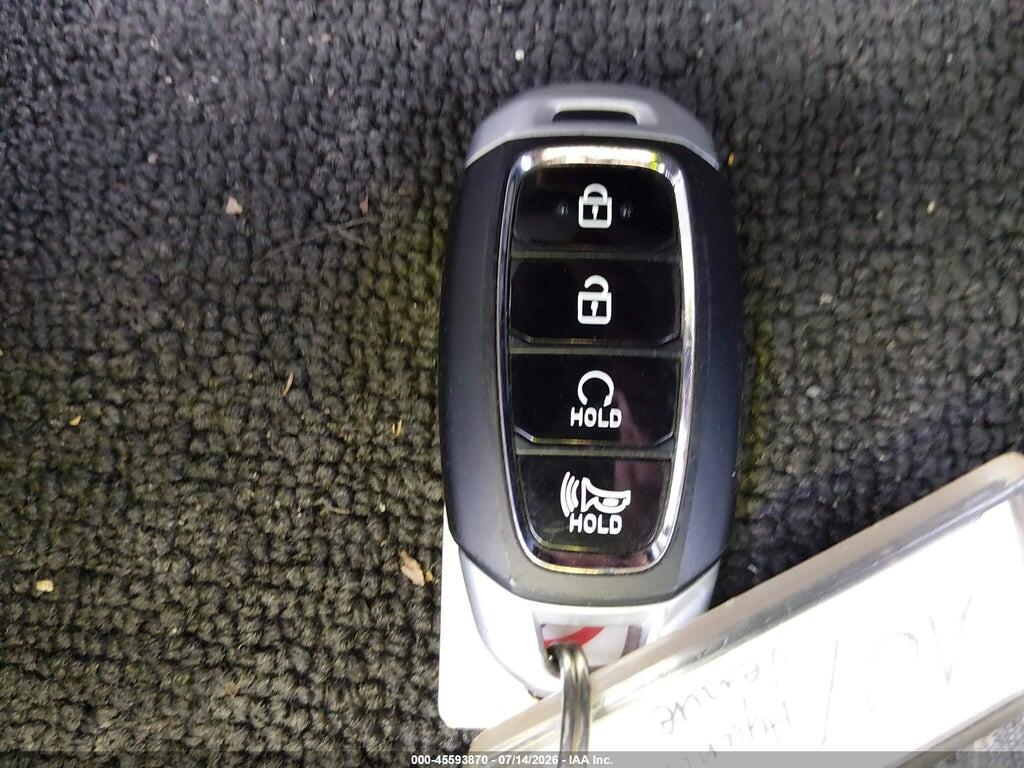 KMHRC8A38RU309108 2024 HYUNDAI VENUE photo no. 11