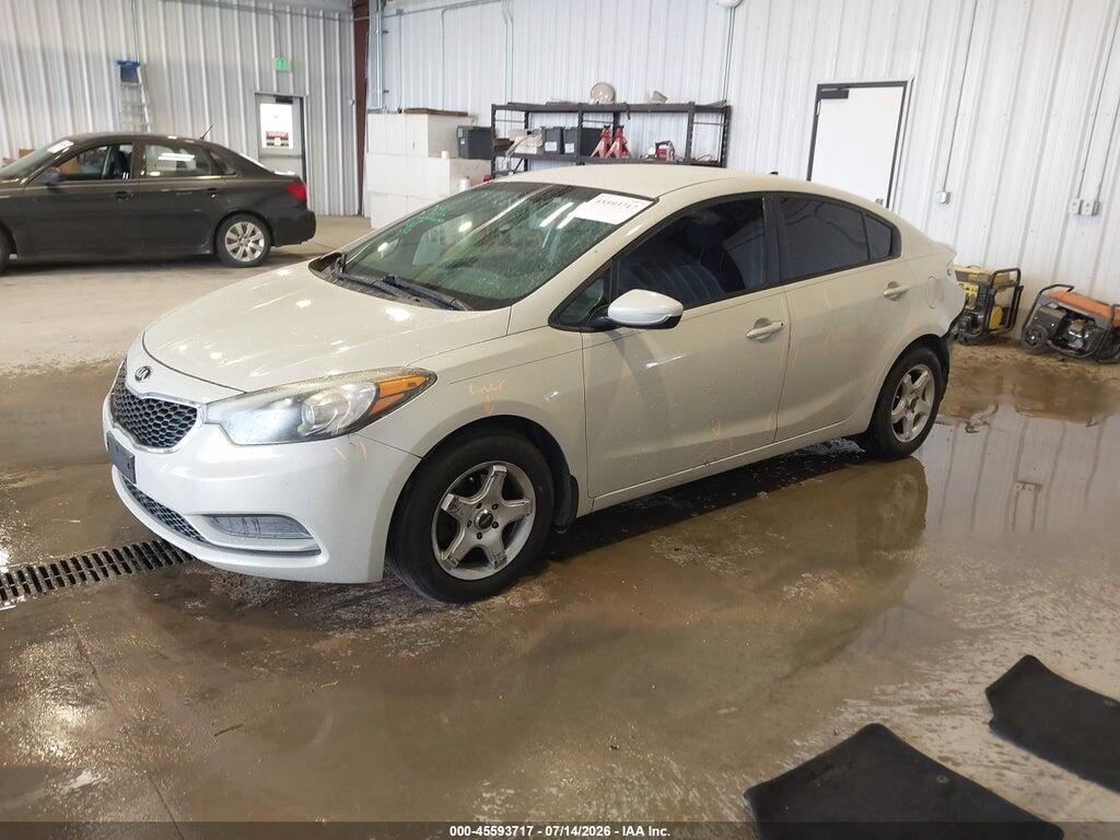KNAFK4A69F5312616 2015 KIA FORTE photo no. 2