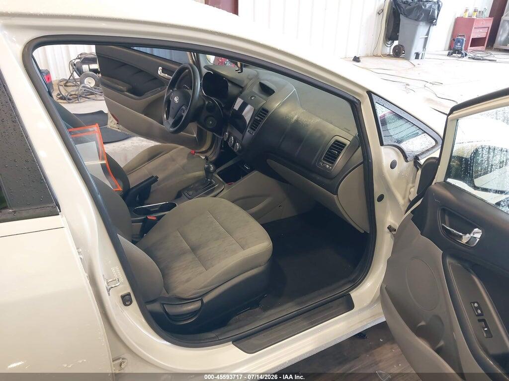 KNAFK4A69F5312616 2015 KIA FORTE photo no. 5