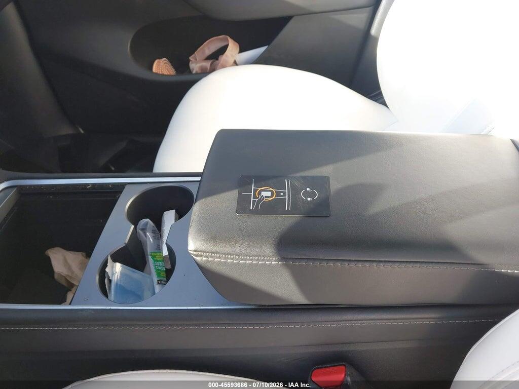 7SAYGAEEXSF246232 2025 TESLA MODEL Y photo no. 11
